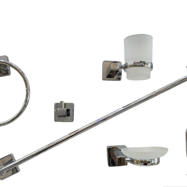 اكسسوار كروم ٦ قطع مربع